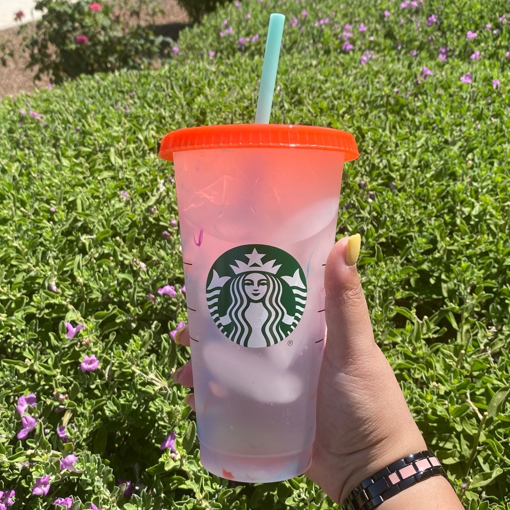 ⭐️STARBUCKS⭐️ Color Changing